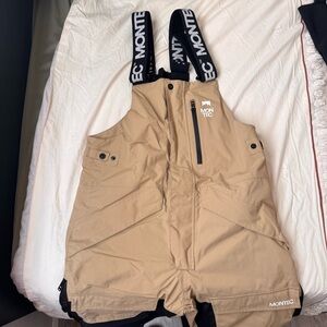 Montec Women's Tan Ski & Snow Jacket